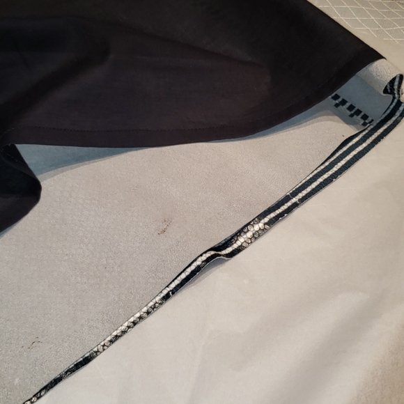 Tory Burch NEW Skirt Stripe Embossed Leather Mini NWT Women's 4 🎉HP🎉 - Picture 16 of 16